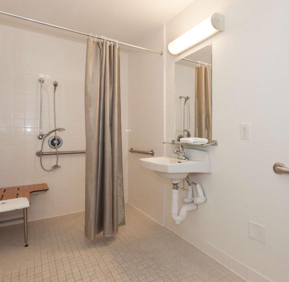 Hotel 6-buellton, Ca - Solvang Area 2*